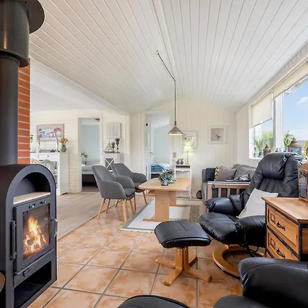 Gorgeous In With Wifi *